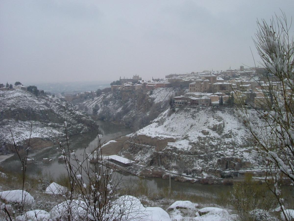 Hostal La Campana Toledo Zewnętrze zdjęcie